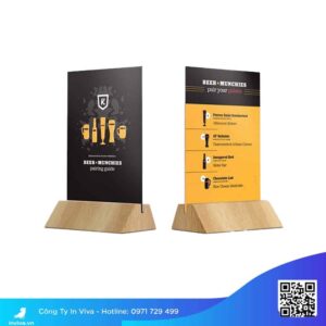 Standee mica A5 để bàn chân gỗ