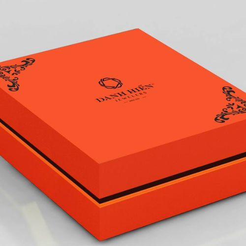 những mẫu in hộp quà tặng với hiệu ứng dập nổi/ép kim nổi bật