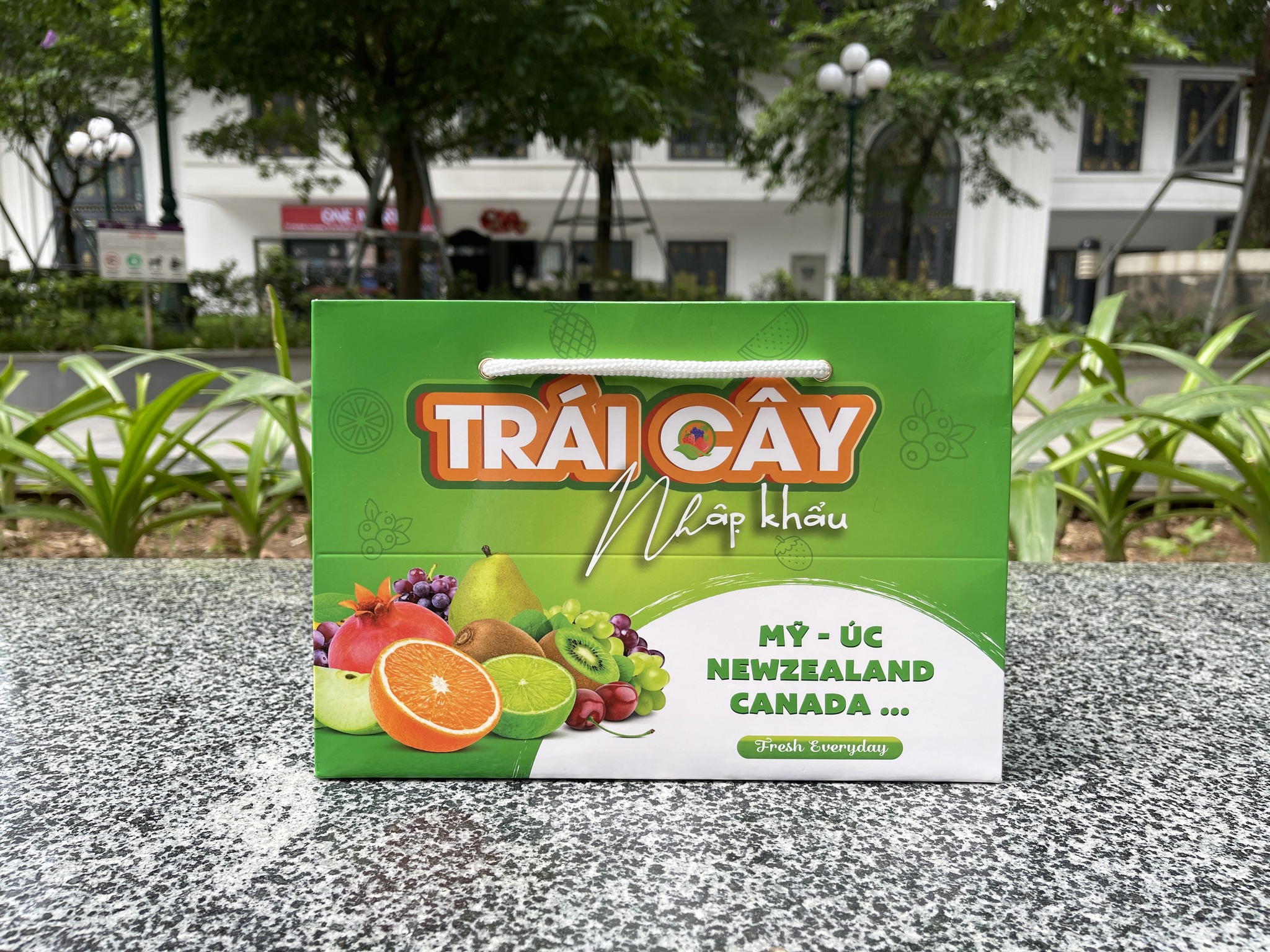 Xưởng in túi giấy đựng hoa quả, túi giấy đựng trái cây nhập khẩu giá rẻ, đẹp - Thiết kế miễn phí từ 100 túi