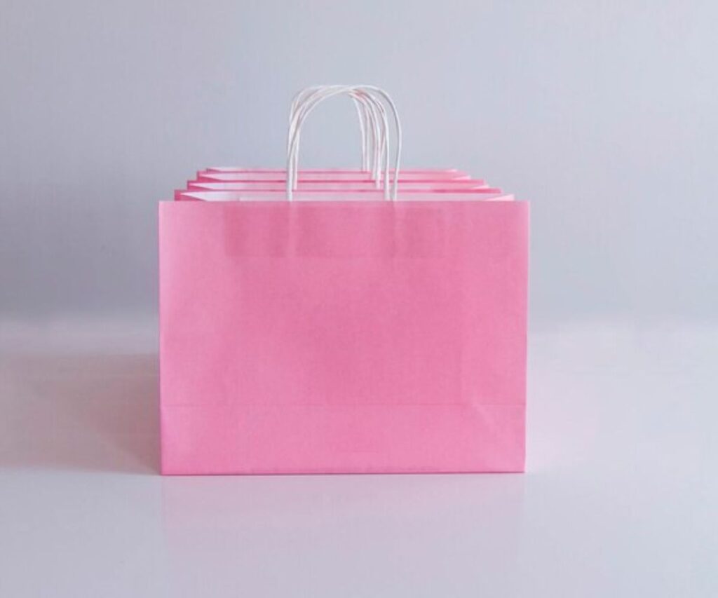 Xưởng in túi giấy hồng theo yêu cầu, giá rẻ tại HCM