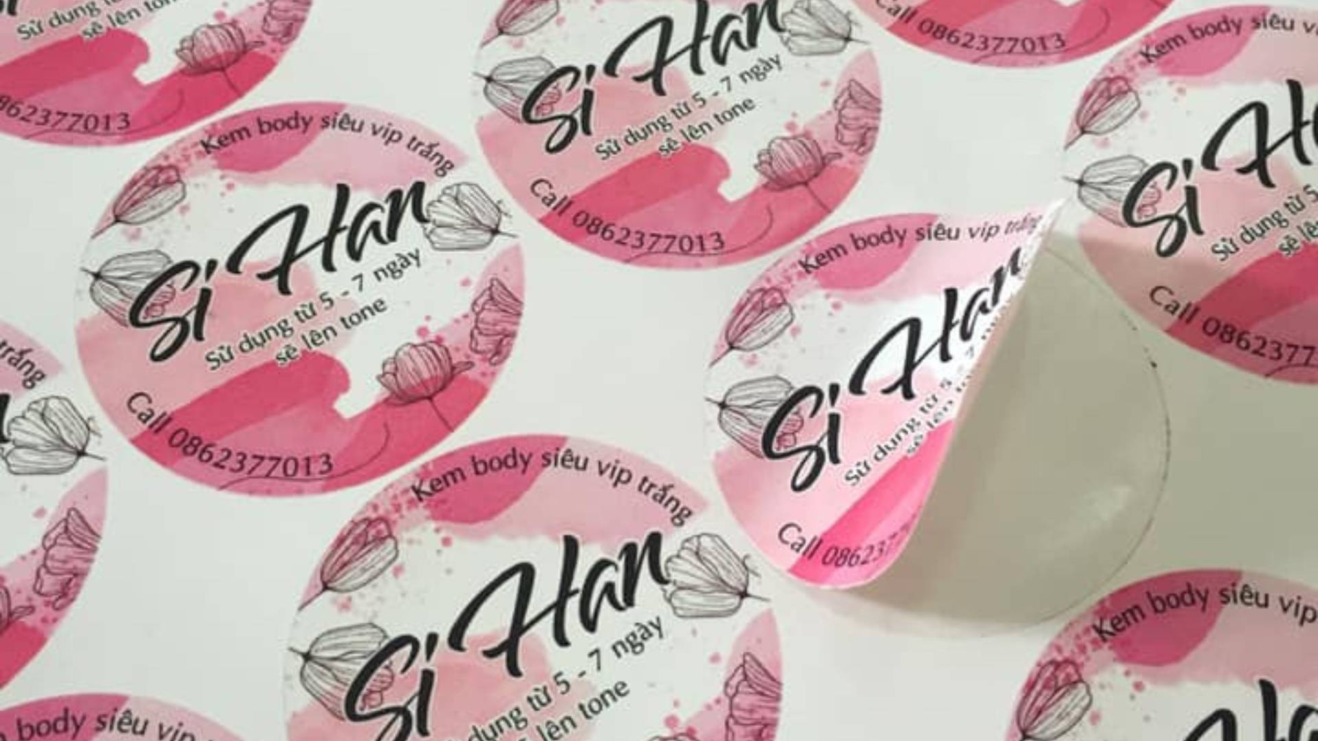 Mẫu tem dán chất liệu decal sữa cán mờ Si Han