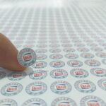 Mẫu tem vỡ hình tròn sáng tạo