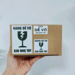 Gợi ý các mẫu tem dán "Kính nhờ nhẹ tay" phổ biến