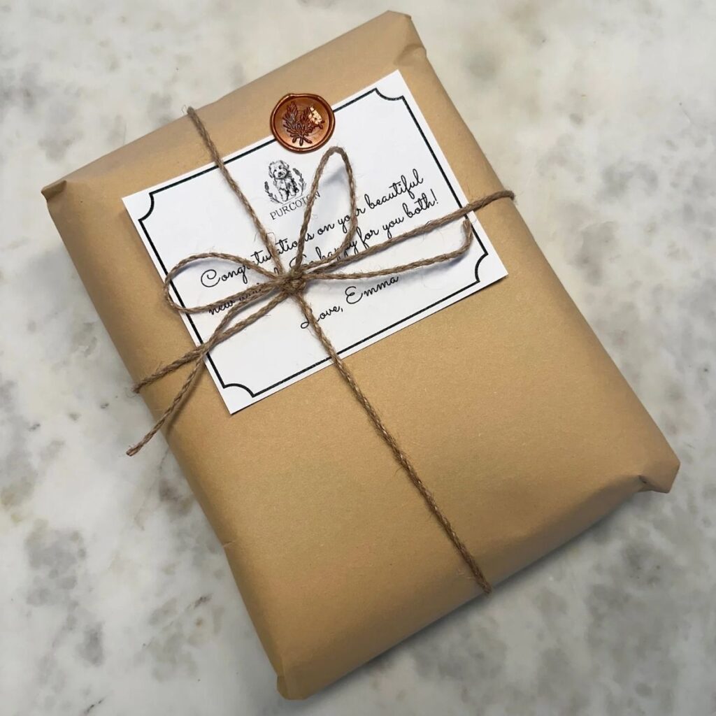 Hình ảnh tem dán hộp quà