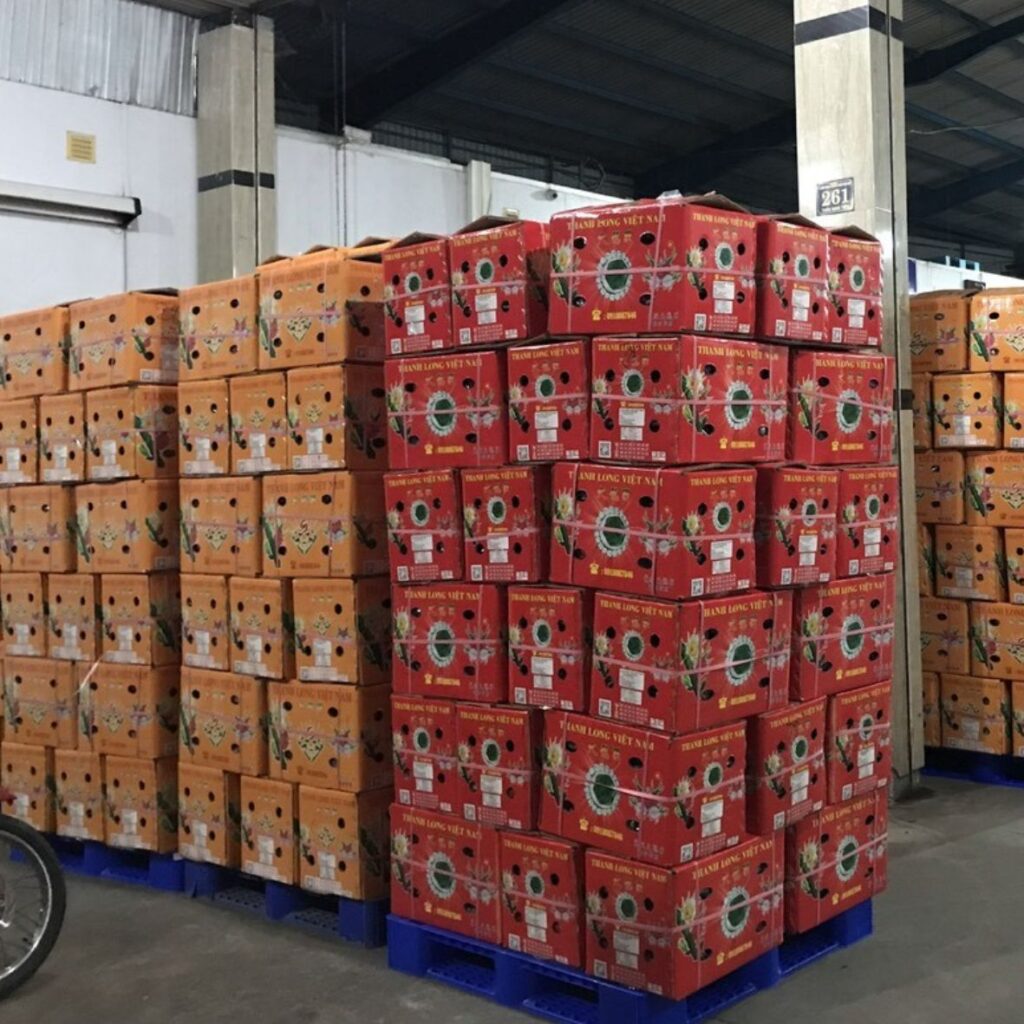 Hình ảnh thùng carton đựng thanh long