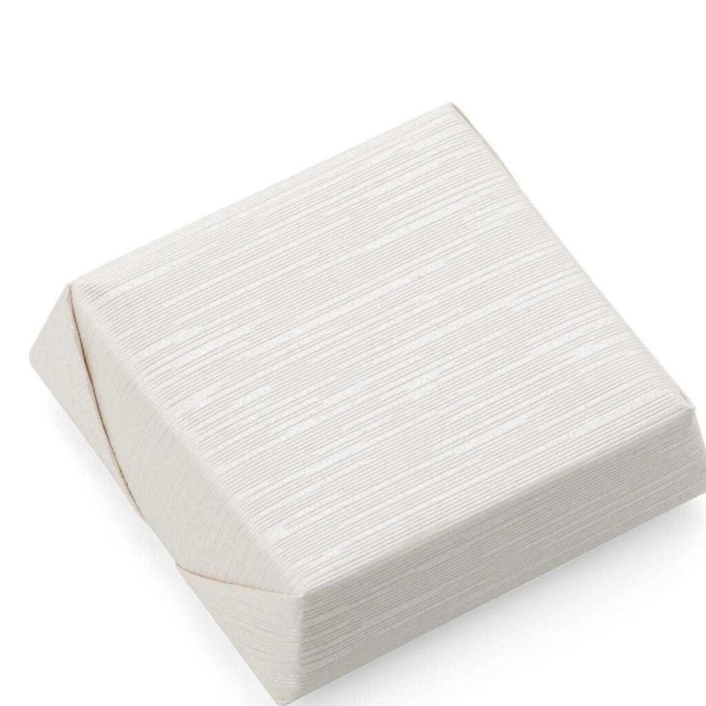 Mẫu hộp giấy ivory