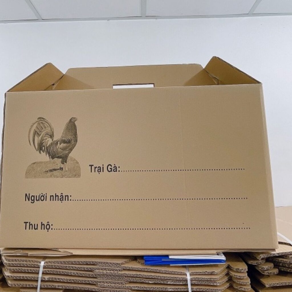 Hình ảnh thùng carton đựng gà