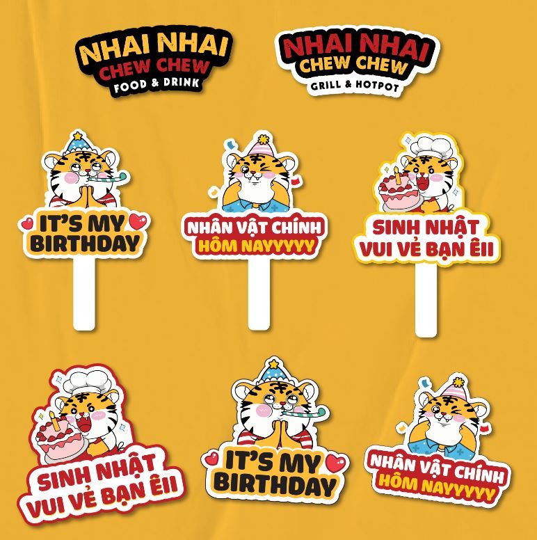 hashtag cầm tay sinh nhật vector