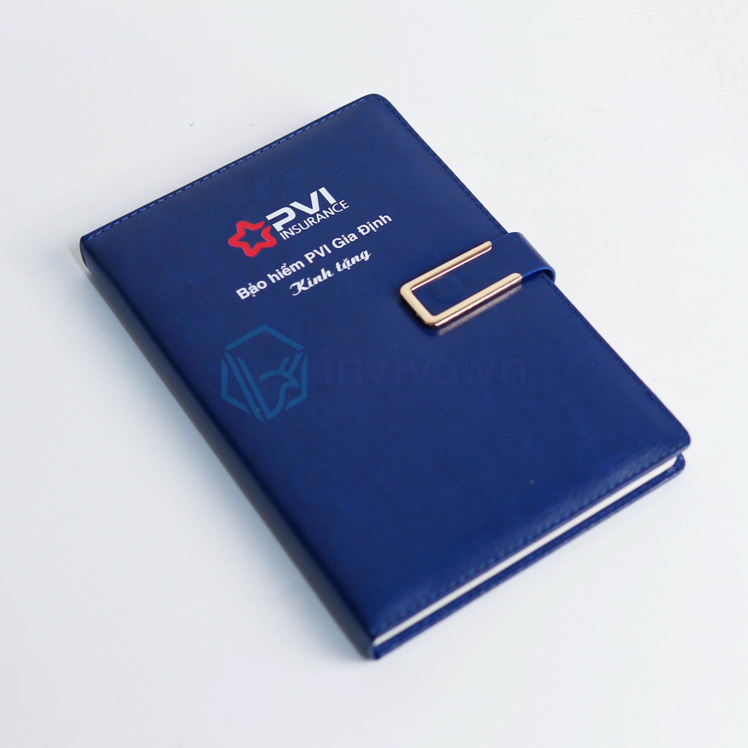 In Viva sản xuất sổ da trực tiếp, hỗ trợ thiết kế, in logo và hoàn thiện theo yêu cầu